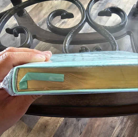 Notebook - Picture 5 of 5